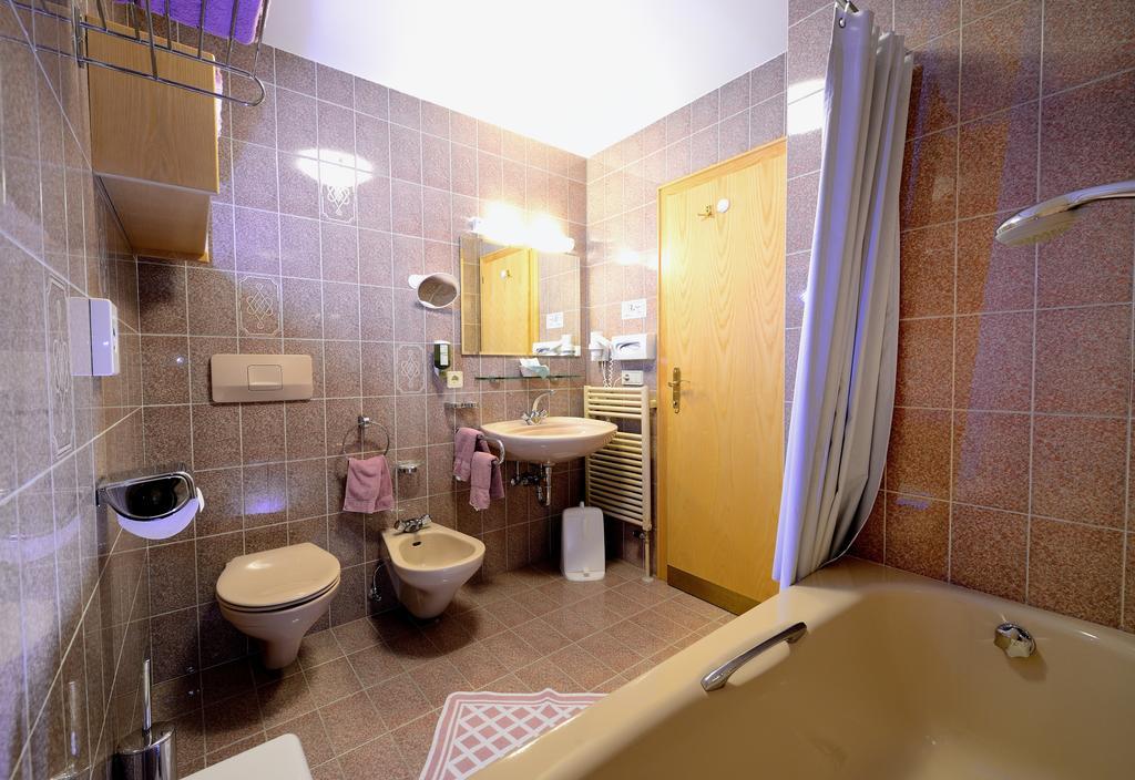 Residence Bacher Oberolang Zimmer foto