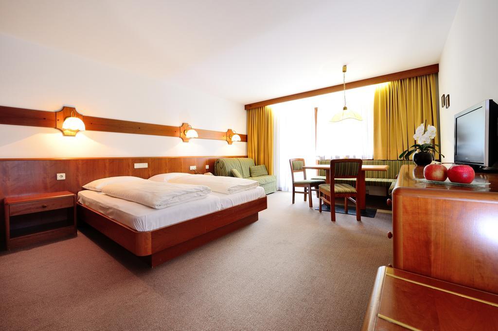 Residence Bacher Oberolang Zimmer foto